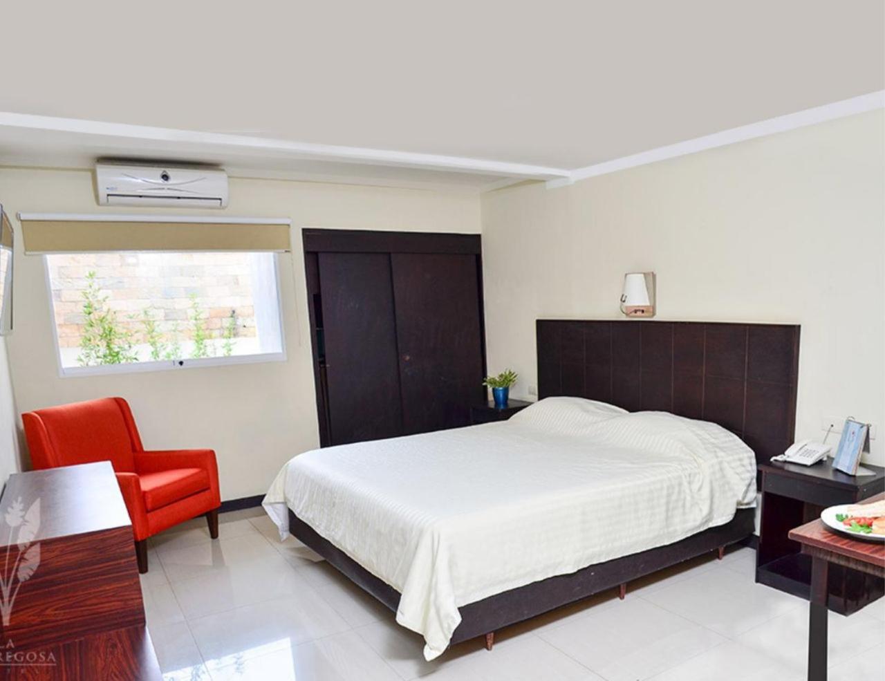Hotel La Pedregosa Мерида Екстериор снимка